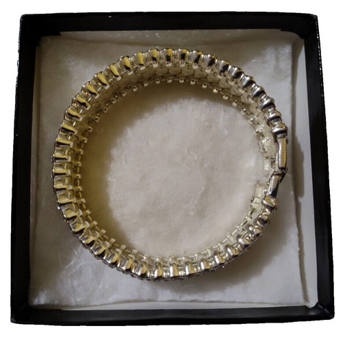 Suzanne Somers Crystal Encrusted Silvertone Watch & Crystal  display picture 1