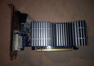 Grafikkarte: Asus Geforce EN210 Silent 512MB DDR3 PCI-E DVI HDMI Sub-D passiv