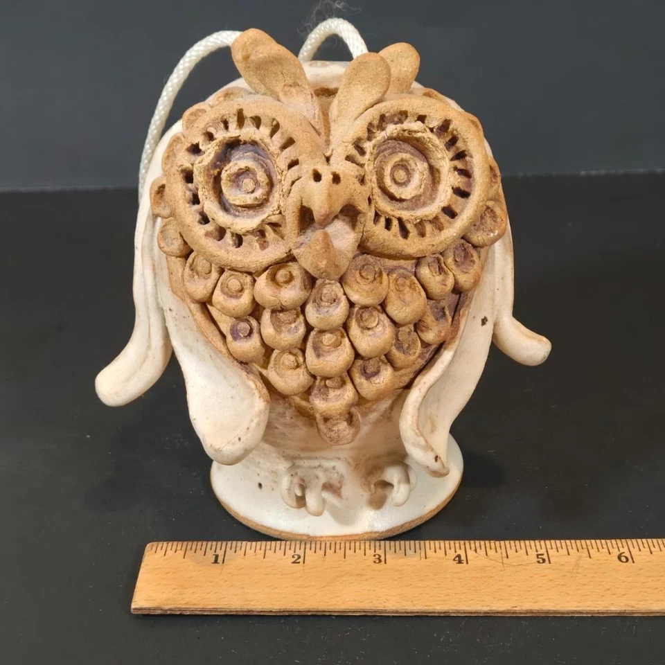 Vintage Artesanal Estúdio Arte Cerâmica Terracota Coruja Pendurado JARDIM VENTO CARRILHÃO SINO - Imagem 3 de 4