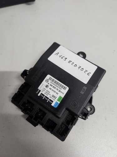 Mercedes W169 W245 Türsteuergerät vorne rechts A1698207026 Steuergerät
