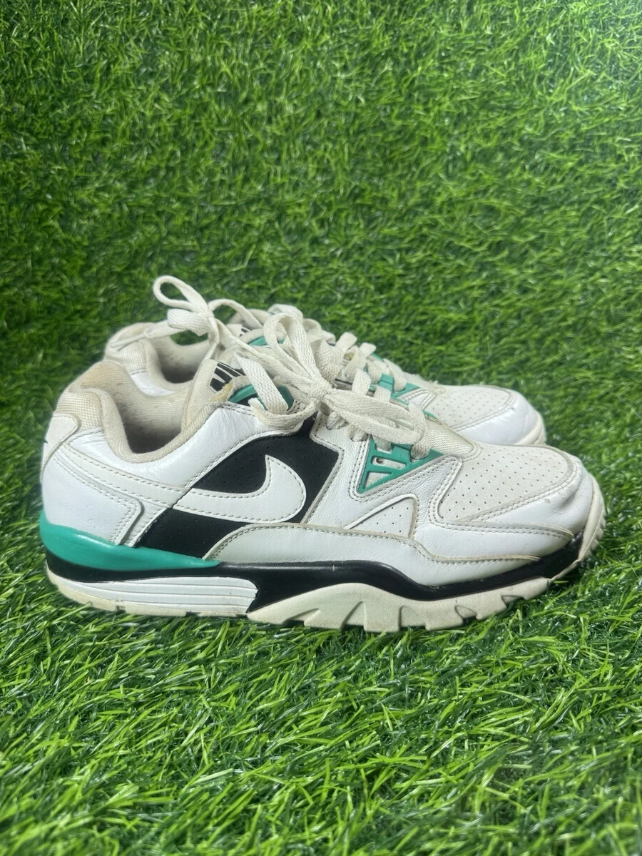 Preços baixos em Nike Air Cross Trainer 3 Low Neptune Green | eBay