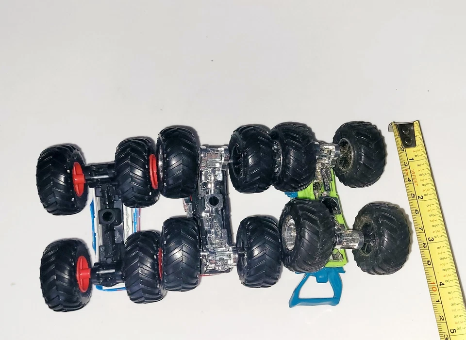 CARBONATOR HOT WHEELS, RACE ACE 68, CAMIÓN DE BOMBEROS 68 rescate. lote monster truck Foto 4 de 4