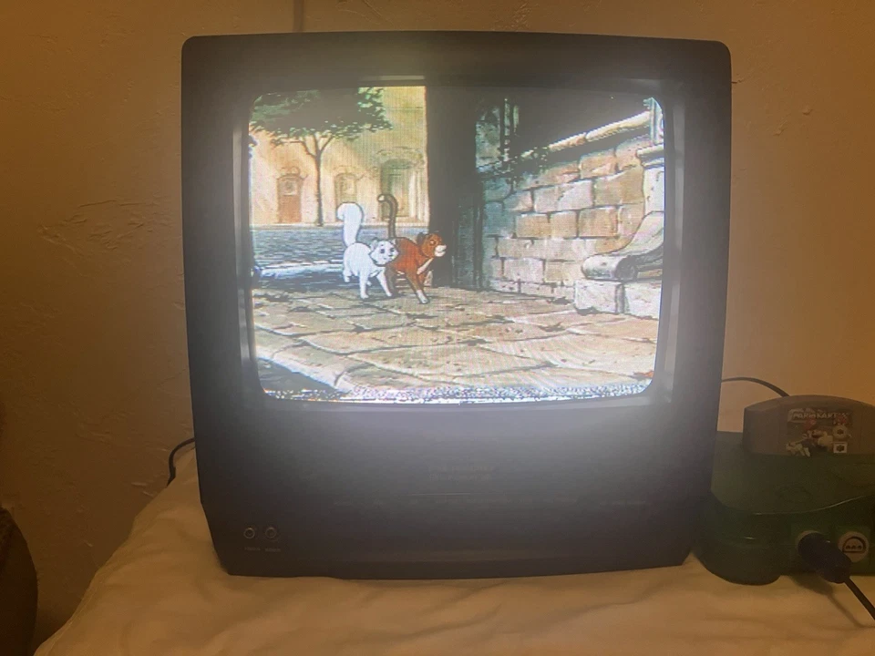 Panasonic CRT TV/VCR Combo VHS Retro Gaming Television 13" PV-C1322 Tested READ! - Image 4 of 4