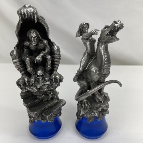 The Clash of Ages Chess Set by Boris Vallejo & Julie Bell, 32 Pieces, NO BOARD - Picture 6 of 12