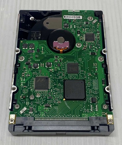 Seagate Cheetah ST373455LC 73.4GB 15K 3.5" 9Z3006-002 SCSI Internal HDD - Afbeelding 2 van 2