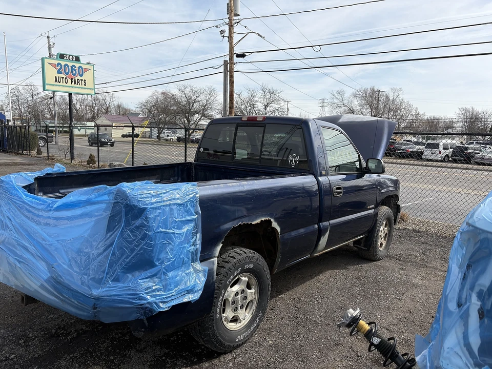 Espejo retrovisor interior usado se adapta a: Chevrolet Silverado 1500 2002 pickup grado Foto 4 de 4