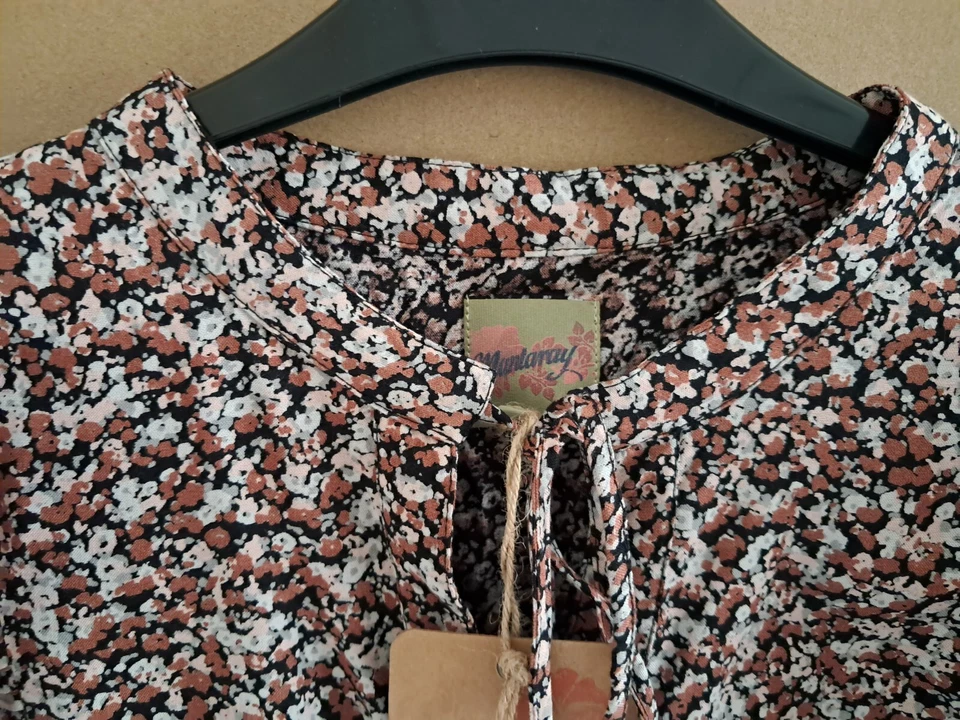 Mantaray blouse top black heather ivory brown  blouson sleeves UK 16 unworn gift - Image 2 of 4