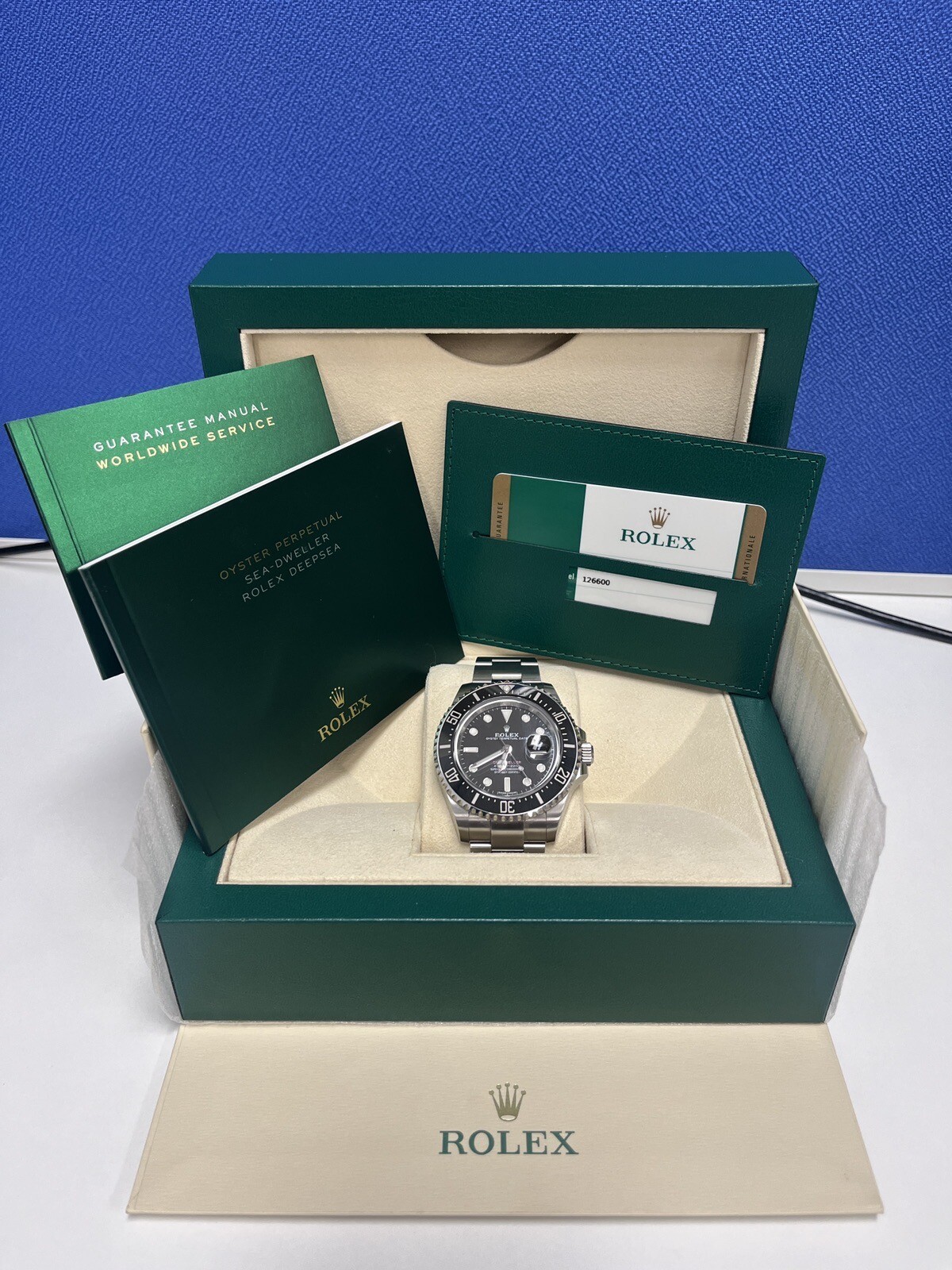 Rolex Oyster Perpetual 122660