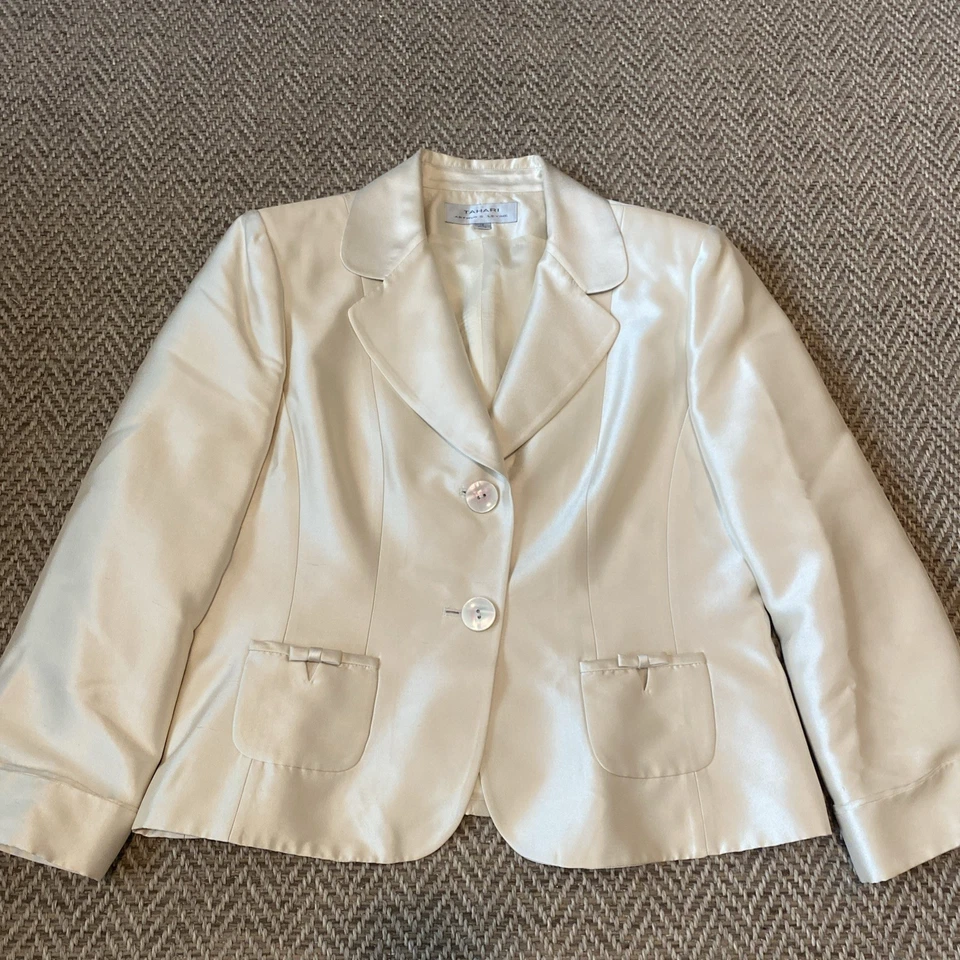 Terno saia vintage Tahari champanhe elegante 2 peças tamanho 14 bolso arco lã seda - Imagem 4 de 4