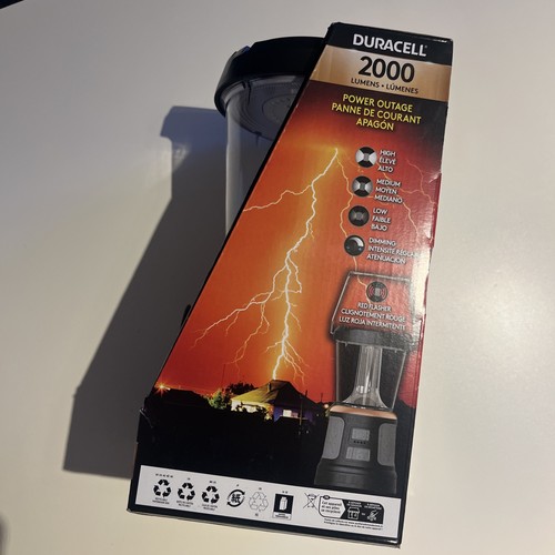 Duracell 2000 Lumen LED Flashlight BuildIn Battery Solar/Cable Charging Feature - Picture 4 of 14