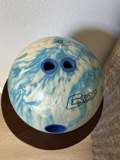 Columbia 300 Ricochet Return Bowling Ball 1st Quality | 14 Pounds | 3 4" Pin