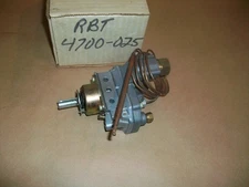 Robertshaw Gas Oven Thermostat  4700-025  UAD 63 AP3150631   NEW
