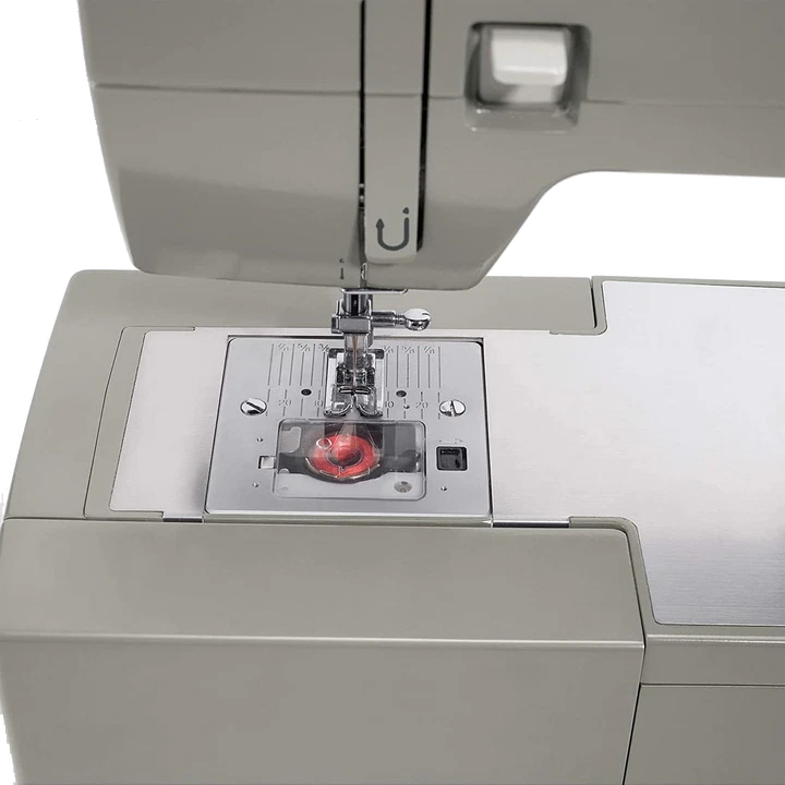 Singer 4452 Heavy Duty Mechanical Sewing Machine - Image 3 of 4