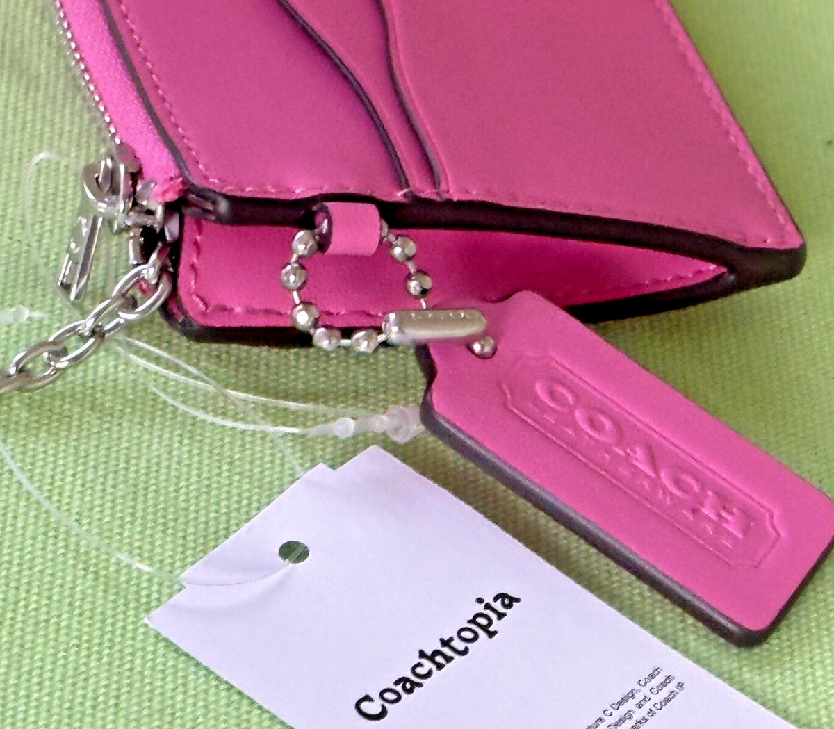 coach 音楽プレーヤーカバー Coach Wireless Earbud Case