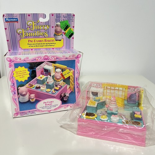 Vintage Takara Furry Families Schwein Familie Bäckerei Spielset * NUR KÜCHE - KEINE SCHWEINE * - Bild 1 von 11