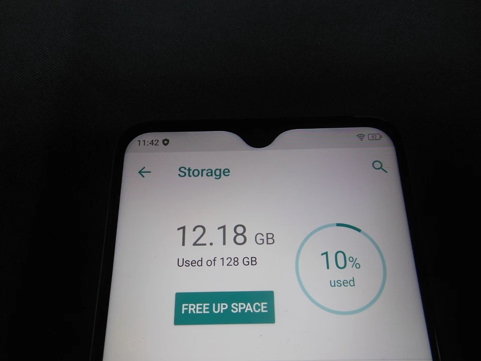Teléfono UMIDIGI F1 dorado 128 GB desbloqueado para GSM Foto 3 de 4