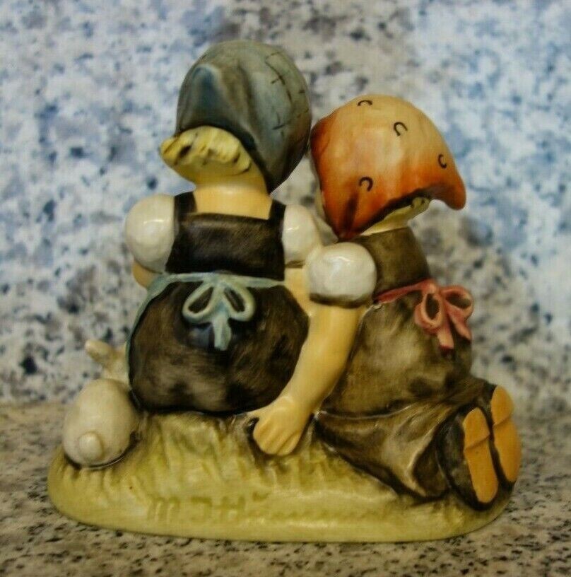 【美品】ゲーベル社フンメル人形★Hum 384★Easter Time Hummel figurine Hum 384 