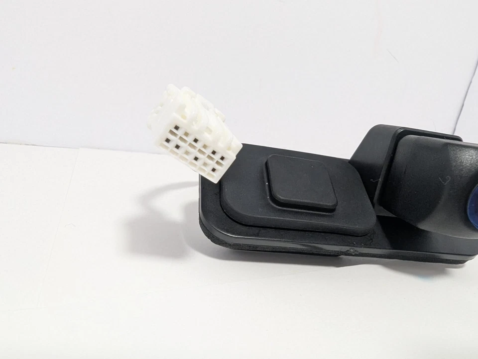 Backup Camera Rear View Camera Compatible with 2011 2012 2013 Dodge Durango New - Image 3 of 4