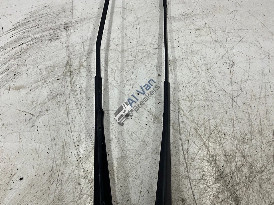 PEUGEOT Boxer 335 Wiper Arms Pair - Image 3 of 4