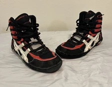 ASICS Men’s Pursuit 2 (P2) Wrestling Shoes. Size 10.5 Men’s. Pre-Owned.