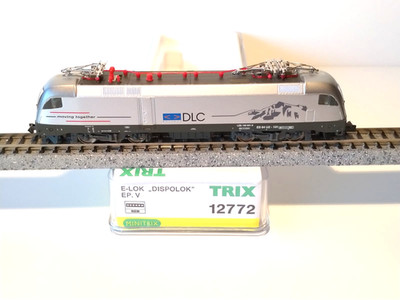 TAURUS HUPAC MINITRIX 12772 ES 64 U2 ''DLC'' ELECTRIC LOCOMOTIVE (D879)