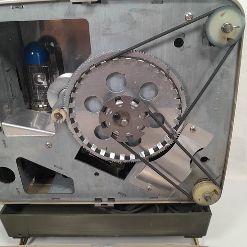 Proiettore cinematografico vintage Kodak Brownie 500 8 mm - Foto 14 di 19