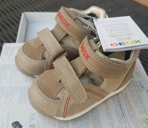 geox respira baby shoes