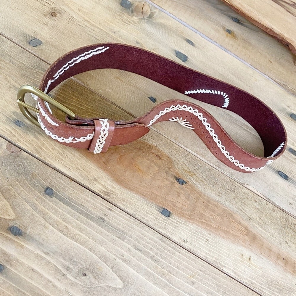 Linea Pelle Vintage Leather belt‎ Hand Stitched design Pristine 32 Linea Pelle Vintage Leather belt Hand Stitched design  main image 2