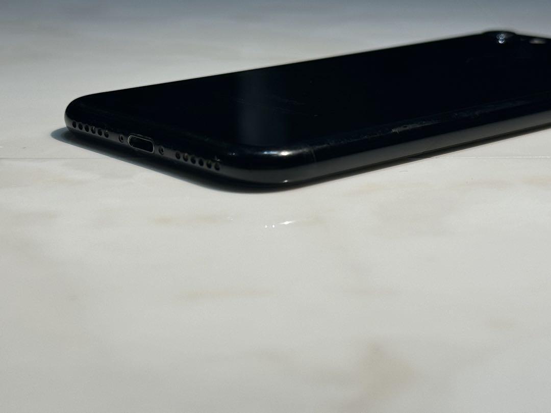 Apple - iPhone7 128GB jet black SIMフリー Amazon | 【整備済み品】 iPhone 7 128G ジェットブラック SIM
