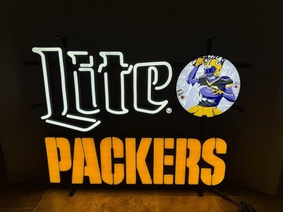 MILLER LITE BEER GREEN BAY PACKERS NFL FOOTBALL LIGHT UP LED SIGN LAMBEAU LEAP