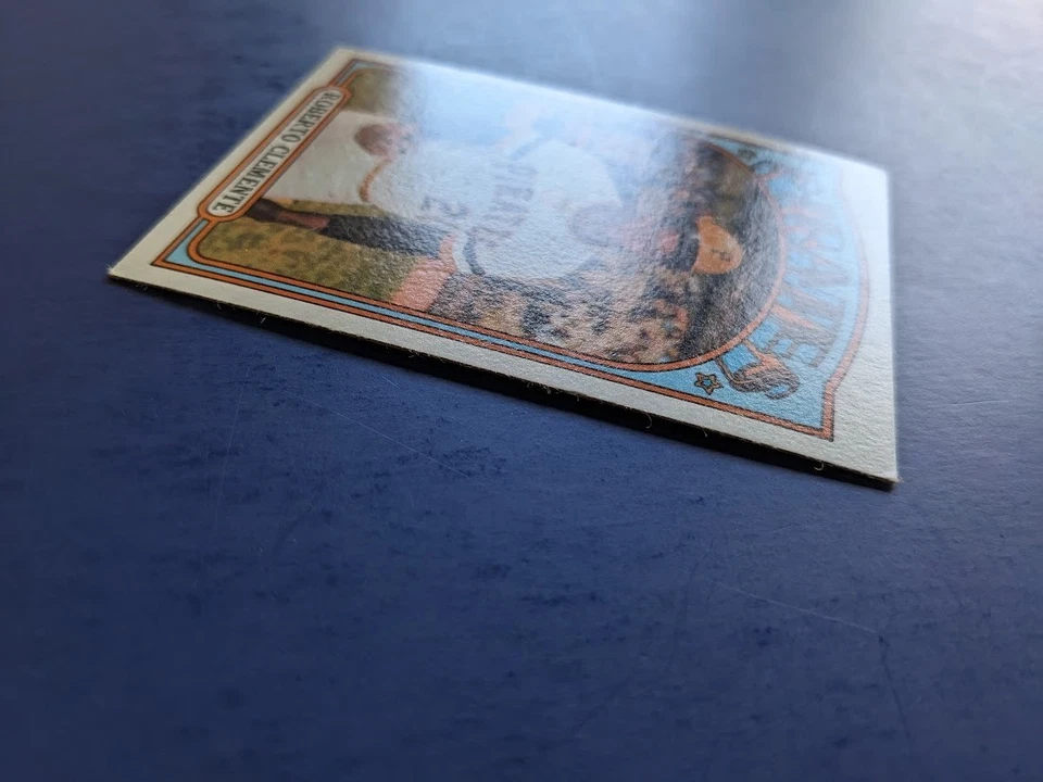 1972 Topps - Roberto Clemente Salón de la fama #309 - Piratas de Pittsburgh en muy buen estado/ex centrado Foto 3 de 3