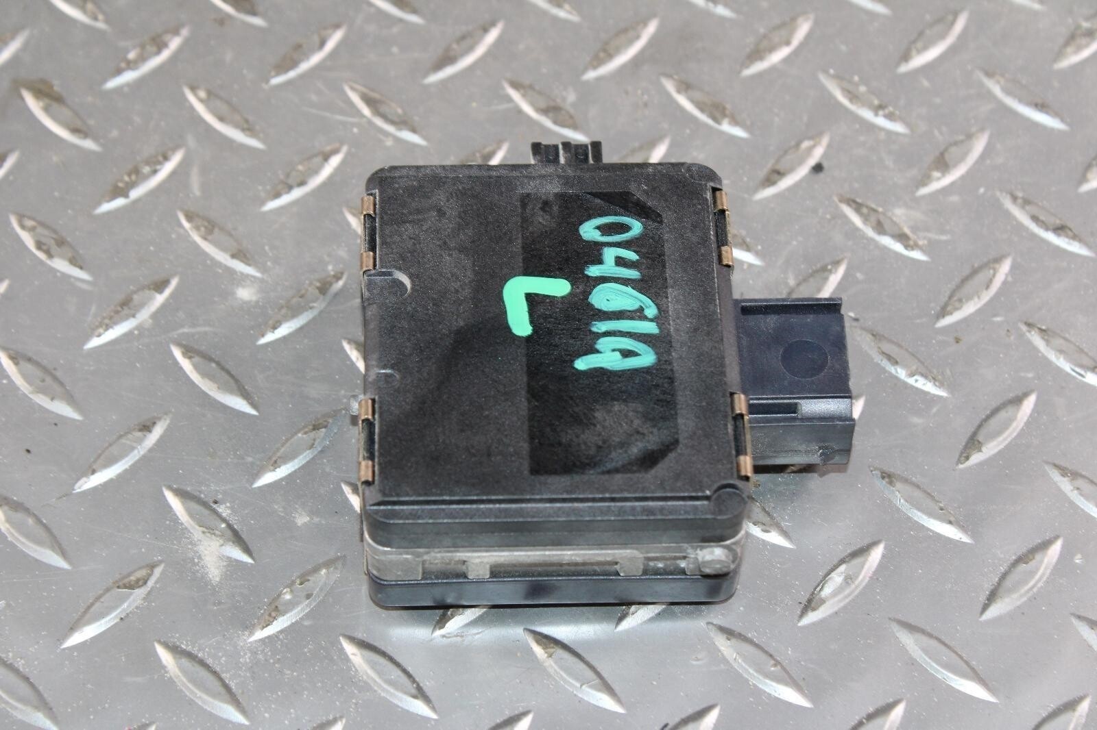 19-24 CONTINENTAL GT GTC Driver LH Electronic Blind Spot Alert Control Module OE