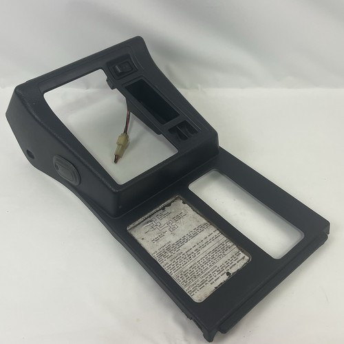 96-98 Geo Tracker Suzuki Sidekick Automatic Shift Center Console Trim A/T  #13