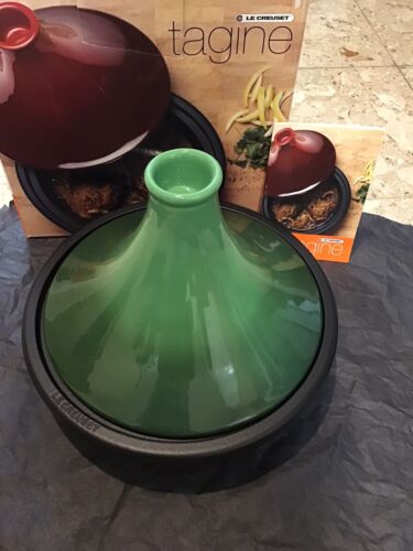 Le Creuset Tajine smaragdgrün 27 cm 2,5 Quart Gusseisensockel Keramikplatte ZURÜCKGENOMMEN