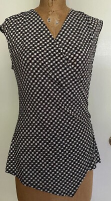 Ann Taylor Women S Black & White sleeveless gathered  Knit Shirt Top