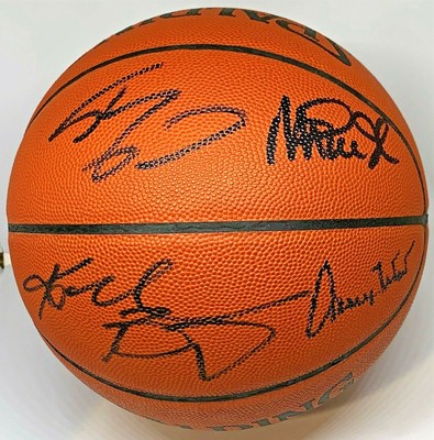 kobe and shaq signed basketball