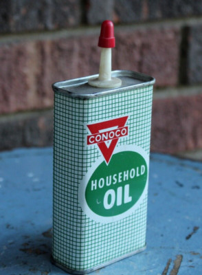 FULL NEAR MINT UNCUT TOP~ 1950s era CONOCO HOUSEHOLD OIL Old 4 oz. Oiler Oil Can