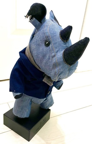G-STAR RAW G-NO Denim Nashorn Maskottchen Plüsch Sammlerstück #10 in zerrissener Schachtel blau - Bild 4 von 11