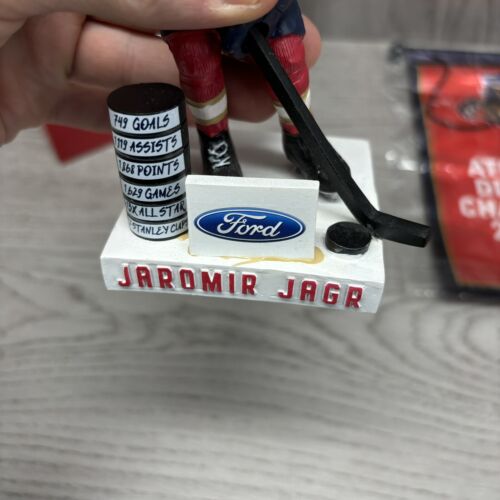 Florida Panthers Jaromir Jagr #68 Commemorative Bobblehead Figure Minor Flaw - Picture 3 of 12