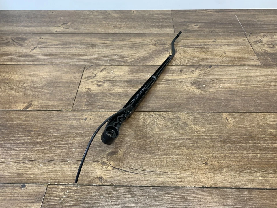 Brazo limpiaparabrisas delantero lado izquierdo Chevrolet Corvette 2014-2018 23360288 OEM Foto 4 de 4