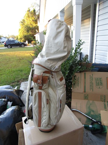 ONOFF Golf Bag W/ Rain Cover WELL USED PRE OWNED BAG SHOWS PEELING IN SOME AREAS - Picture 7 of 10