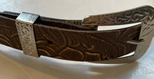 Brownies Girl Scouts Floral Embossed Bonded Leather Belt Size 25-33 Medium Kids