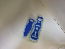 2 BLUE SILICON SKINS CASE COVERS FOR NINTENDO Wii REMOTE  NUNCHUCK CONTROLS 41i