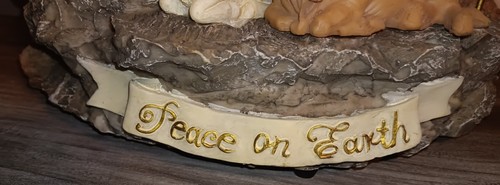 Christmas Fiber Optic Holy Family Nativity Display Choir of Angel Peace on Earth - Picture 7 of 15