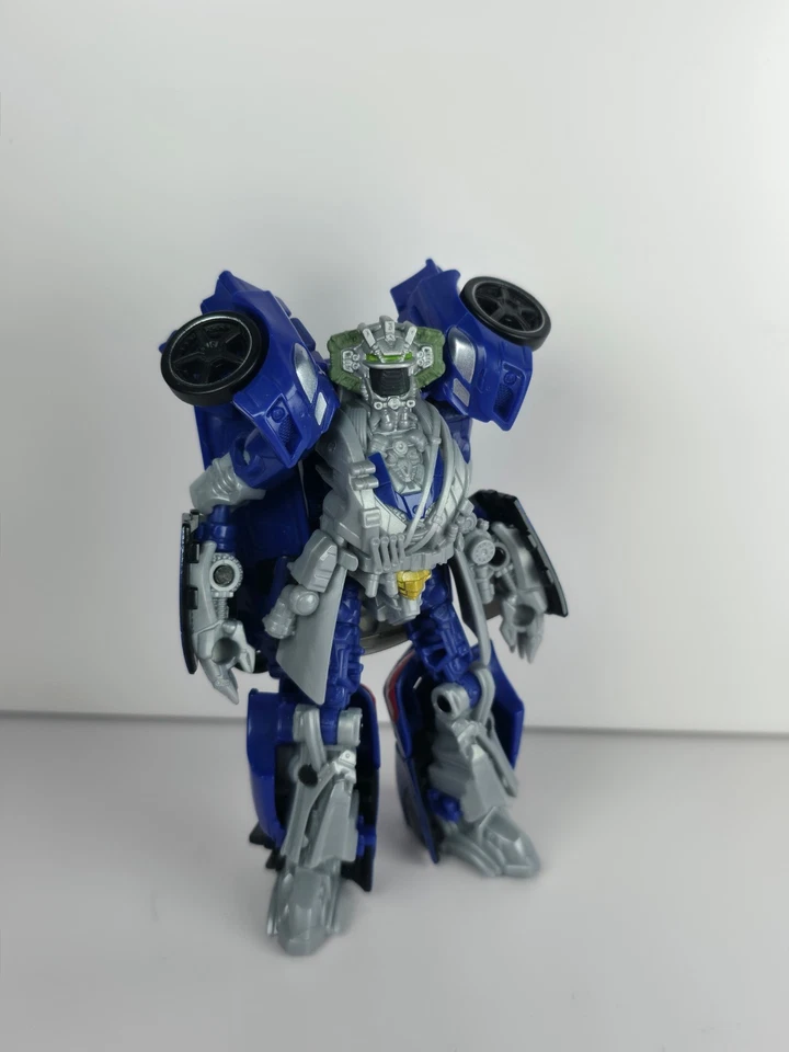 Kit de actualización cabezal para Studio Series DOTM Que Wheeljack  Foto 3 de 4