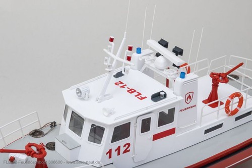 Aeronaut 306600 Feuerlöschboot FLB-12 Schnellbaukasten Feuerwehr + Antriebs- Set - Bild 7 von 11