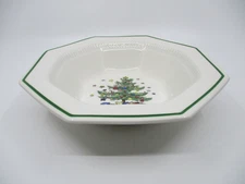 NIKKO CHRISTMASTIME ROUND VEGETABLE BOWL - 9 1/8"     1207G