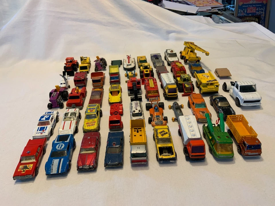 Vintage Matchbox Lesney England Lot of 46 Cars Trucks 1960s Diecast Toyota Chevy - Image 3 of 4