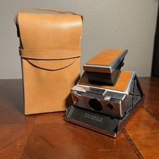 Polaroid SX-70 Land Camera Film Tan Leather w/ Case - UNTESTED
