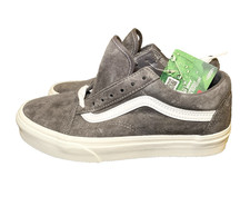 NWT Vans Gray OLD SKOOL SUEDE SHOES Men  s 5 Women  s 6.5